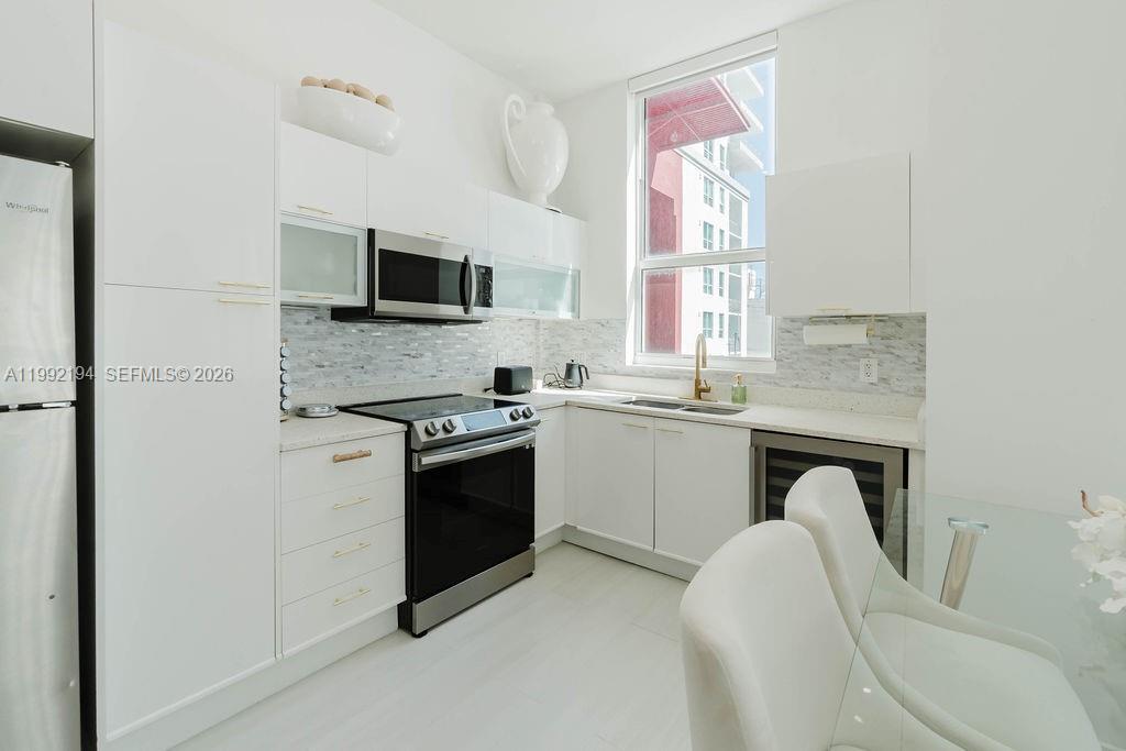 133 NE 2nd Ave #512, Miami FL 33132