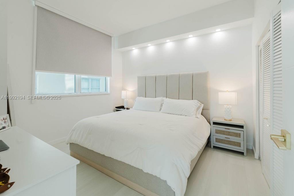 133 NE 2nd Ave #512, Miami FL 33132