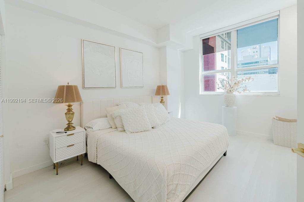 133 NE 2nd Ave #512, Miami FL 33132