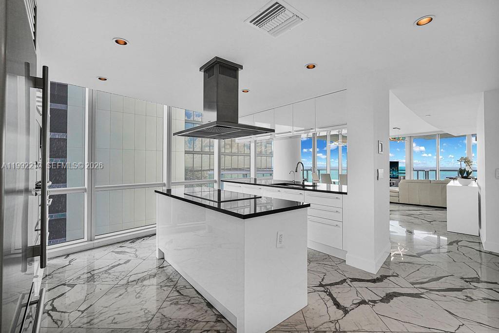 17121 Collins Ave #1808, Sunny Isles Beach FL 33160