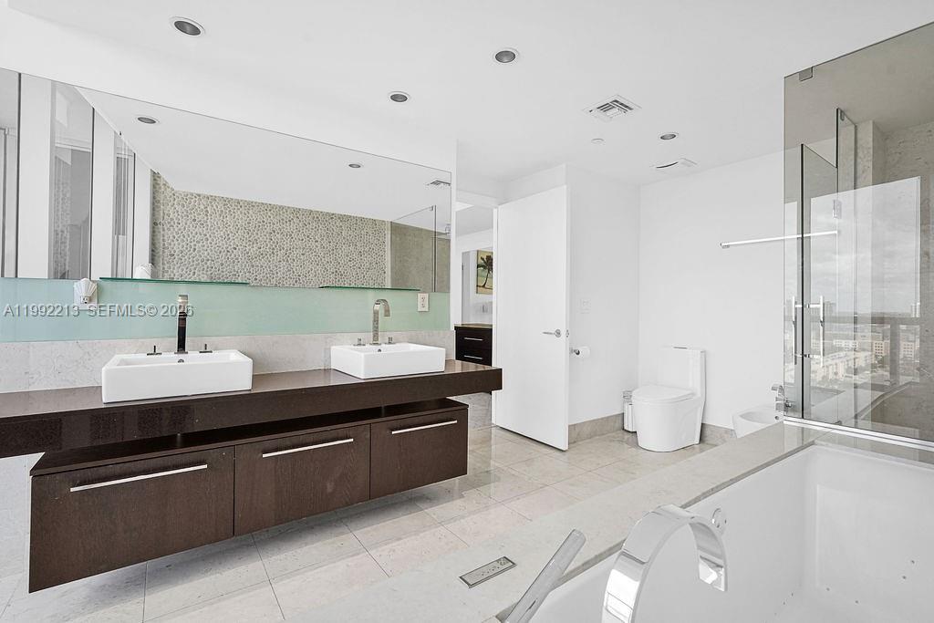 17121 Collins Ave #1808, Sunny Isles Beach FL 33160