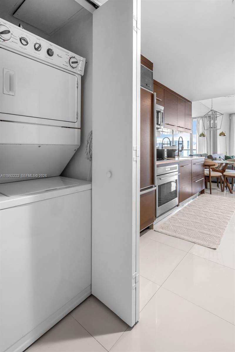 495 Brickell Ave #3708, Miami FL 33131