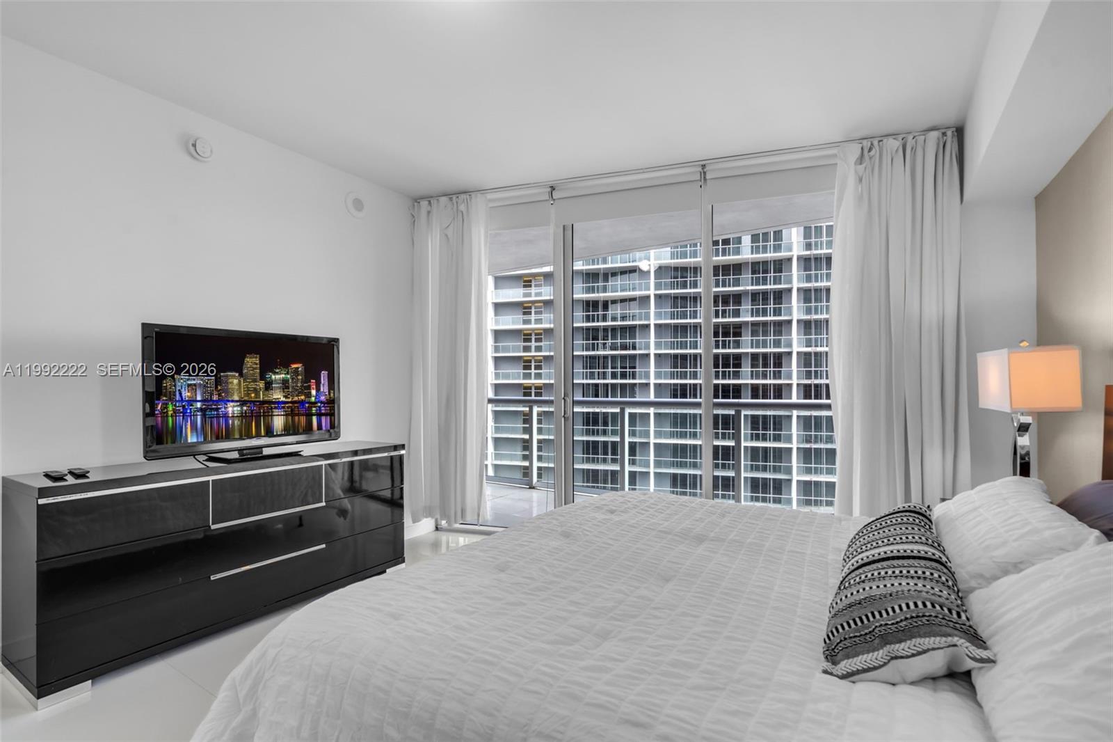 495 Brickell Ave #3708, Miami FL 33131