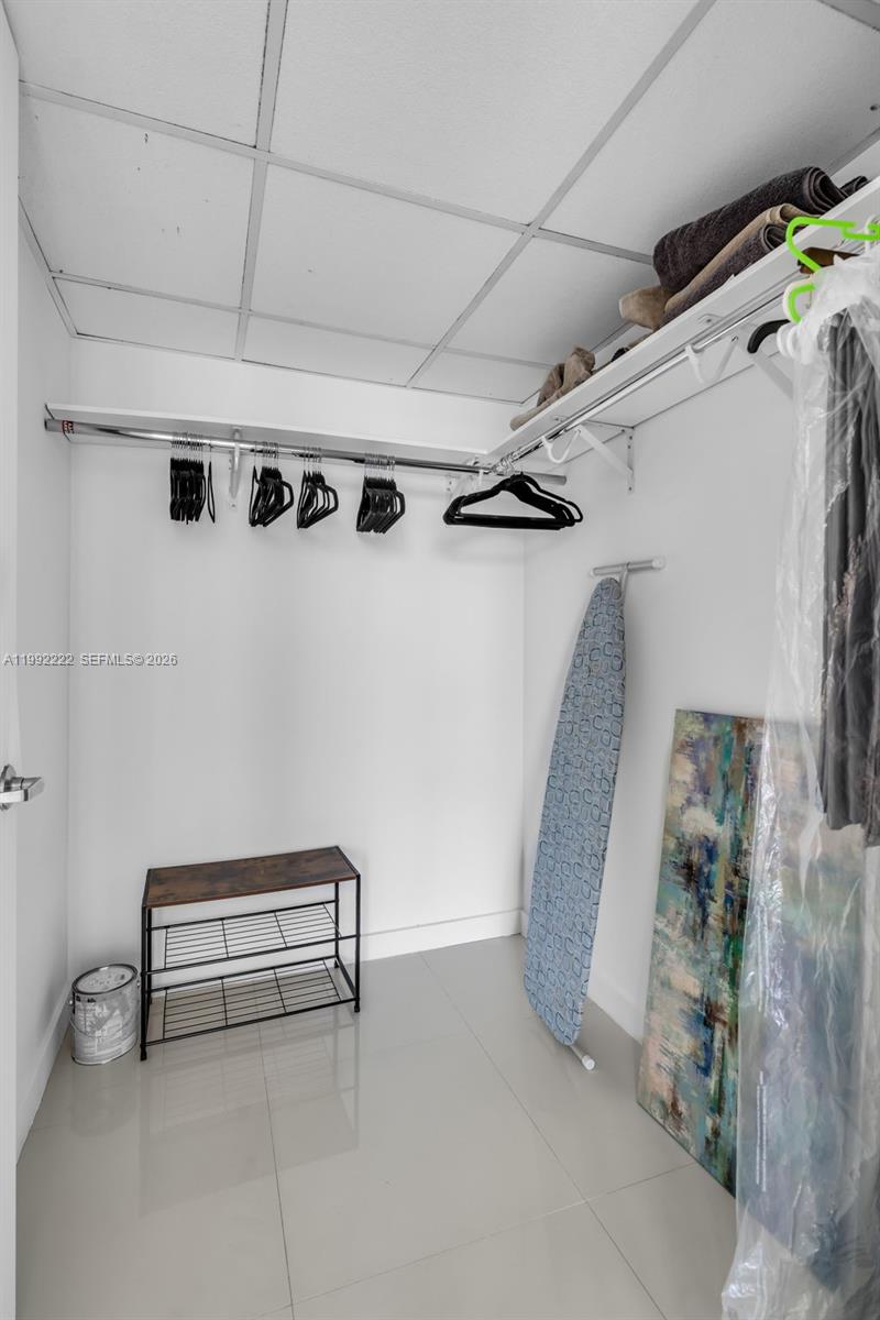 495 Brickell Ave #3708, Miami FL 33131