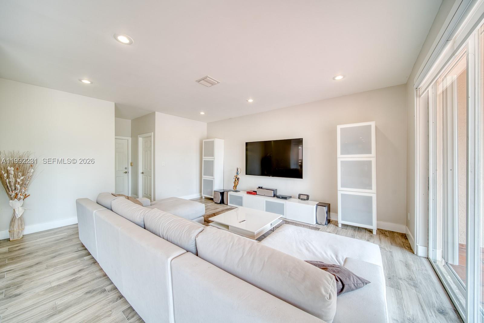 15261 SW 108th Ter, Miami FL 33196
