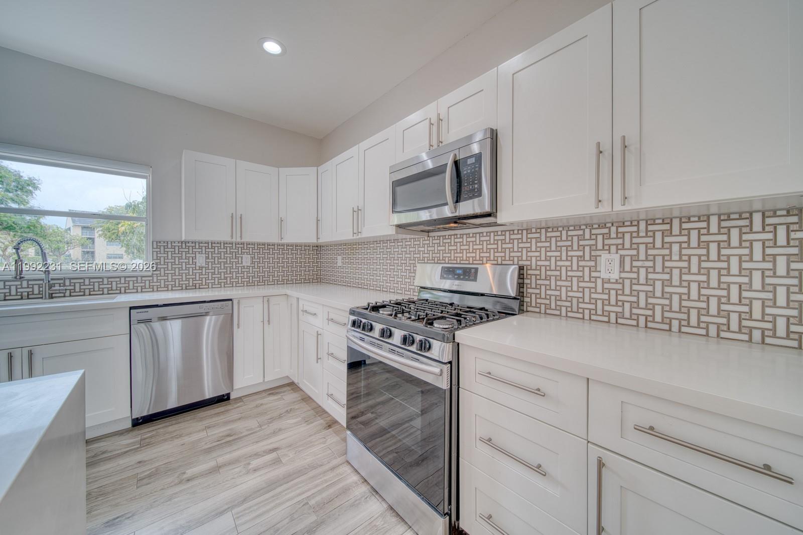 15261 SW 108th Ter, Miami FL 33196