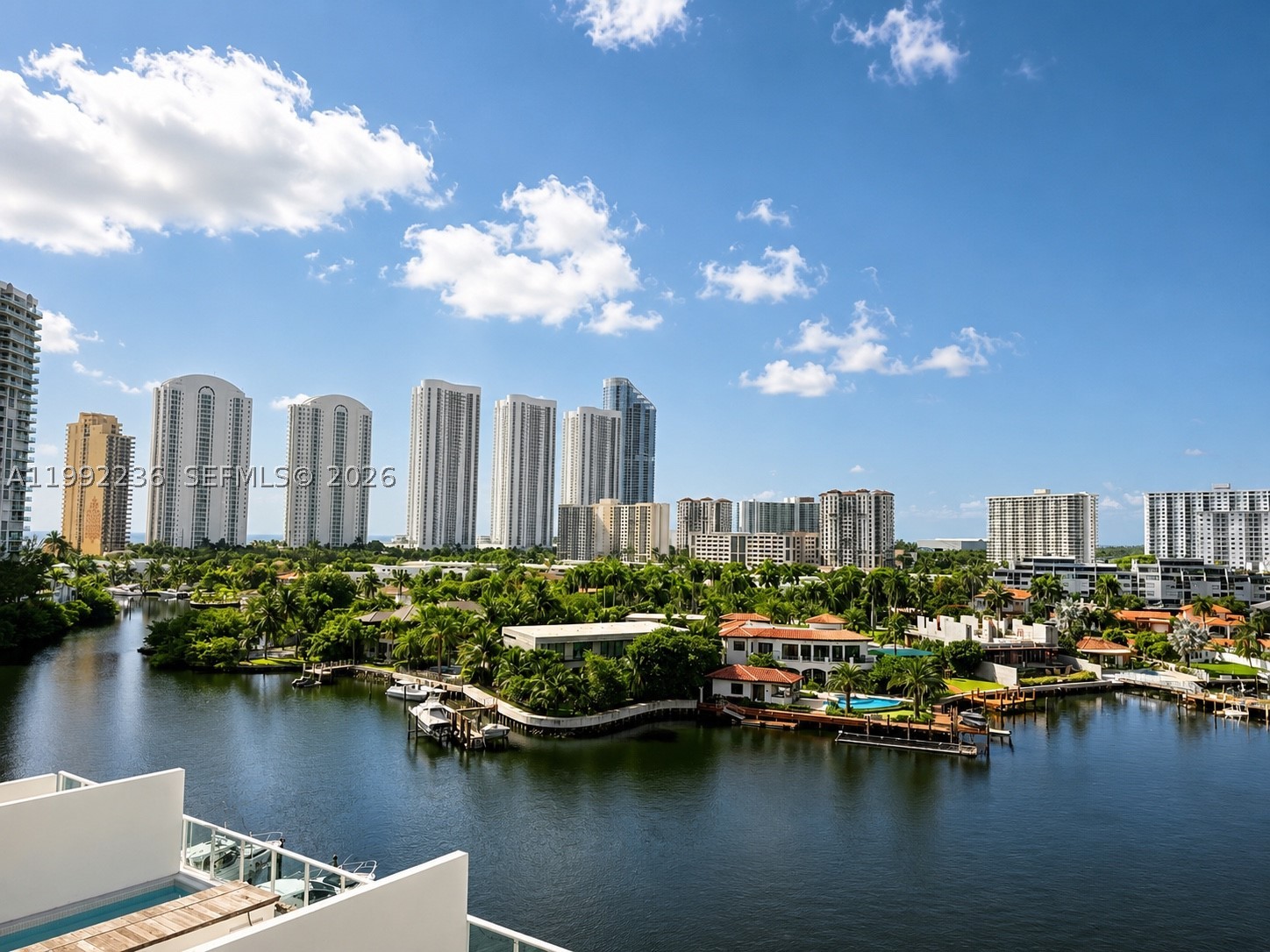 400 Sunny Isles Blvd #819, Sunny Isles Beach FL 33160