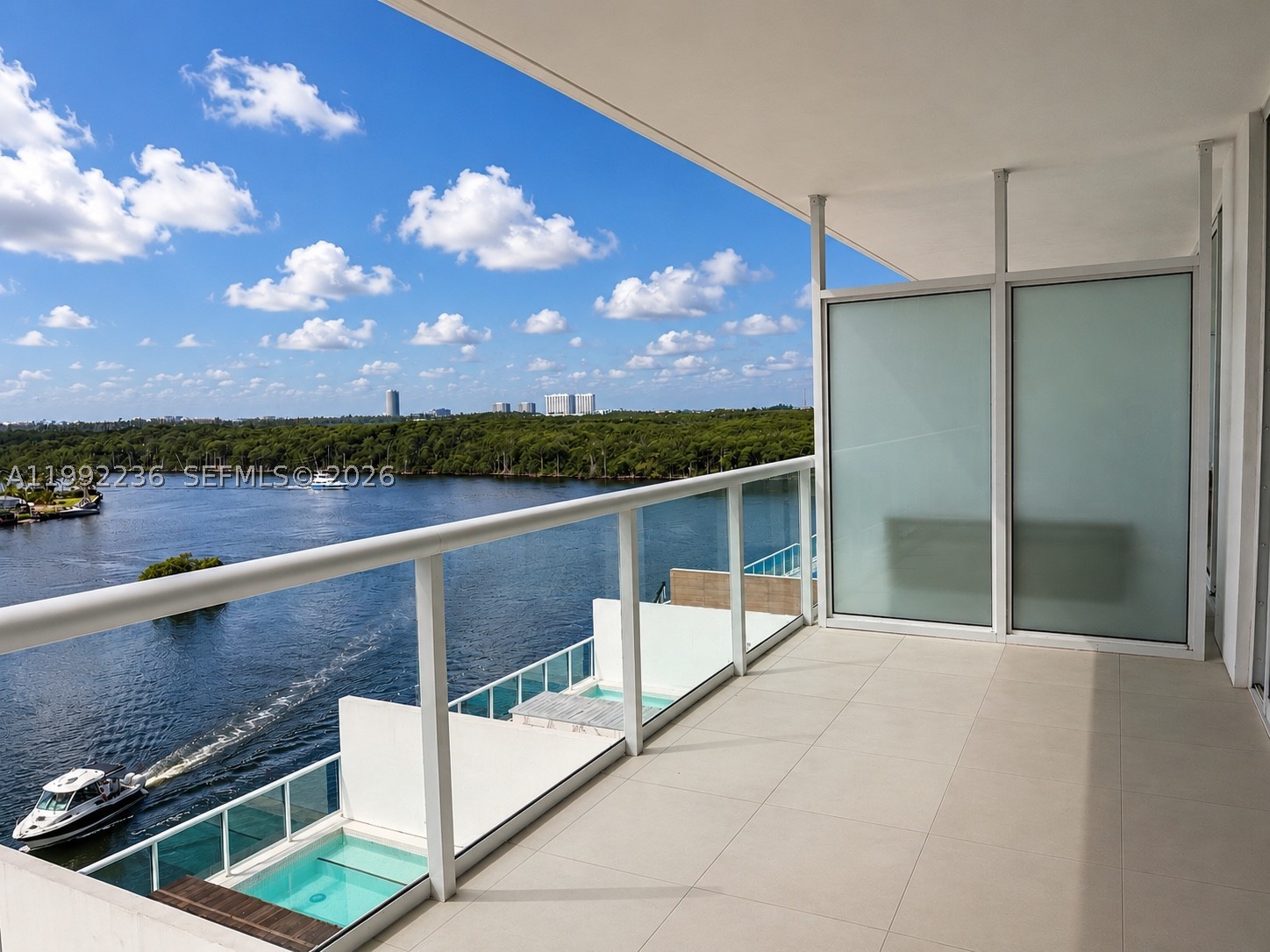 400 Sunny Isles Blvd #819, Sunny Isles Beach FL 33160