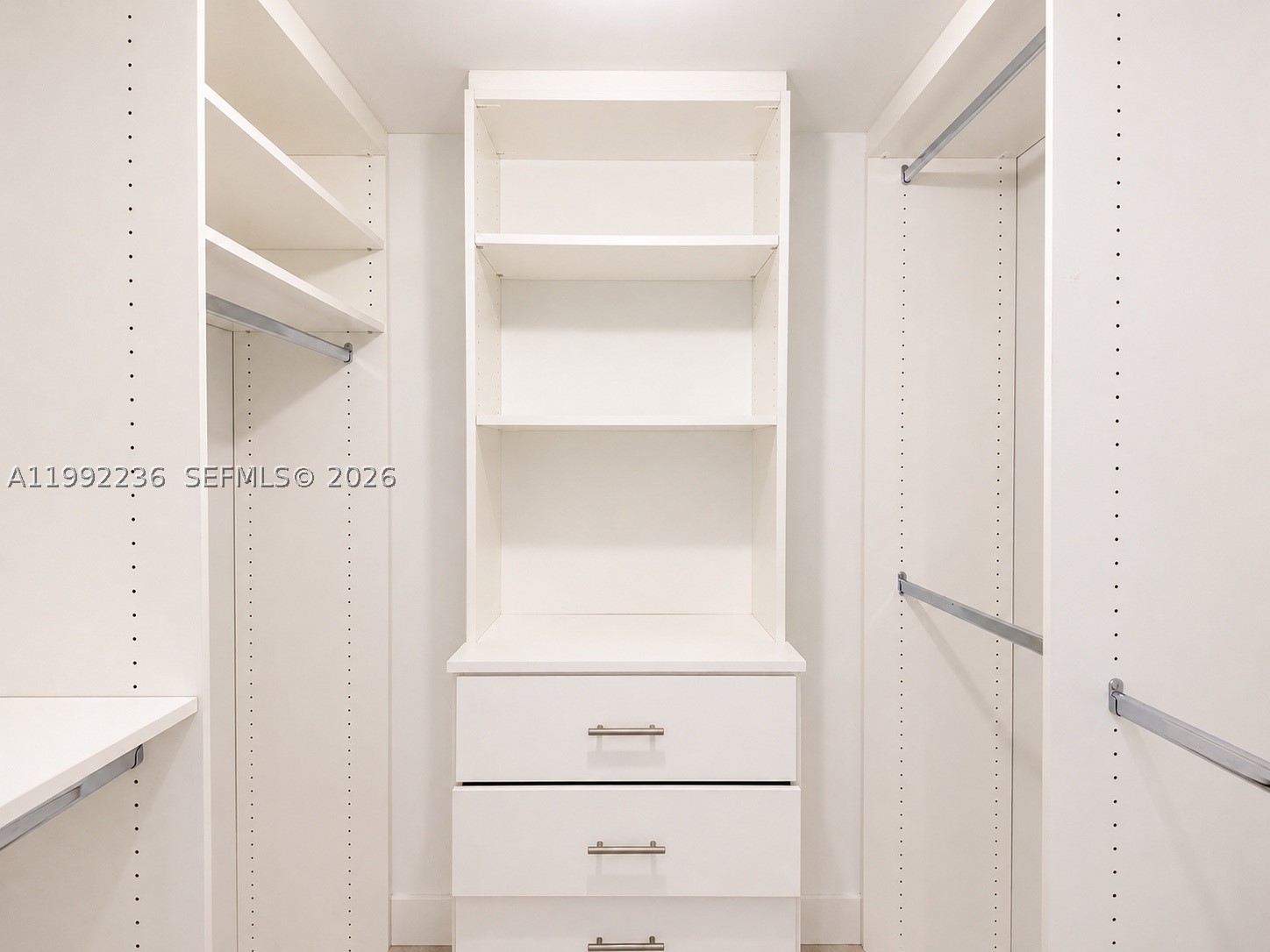 400 Sunny Isles Blvd #819, Sunny Isles Beach FL 33160