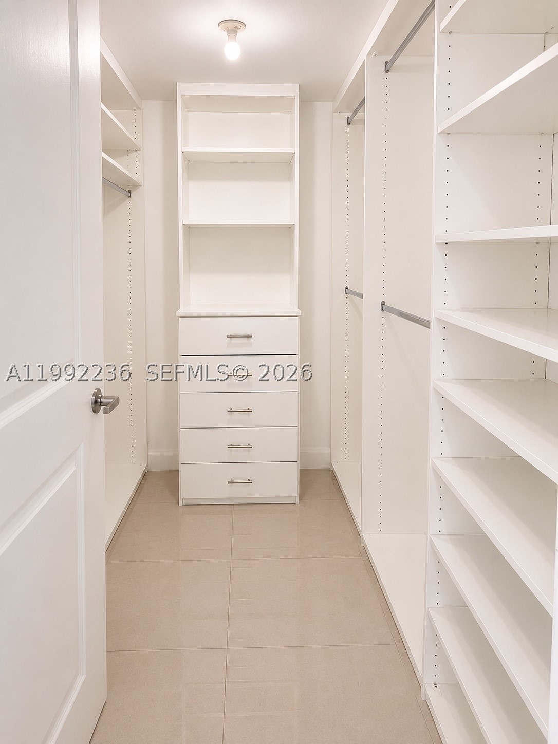 400 Sunny Isles Blvd #819, Sunny Isles Beach FL 33160