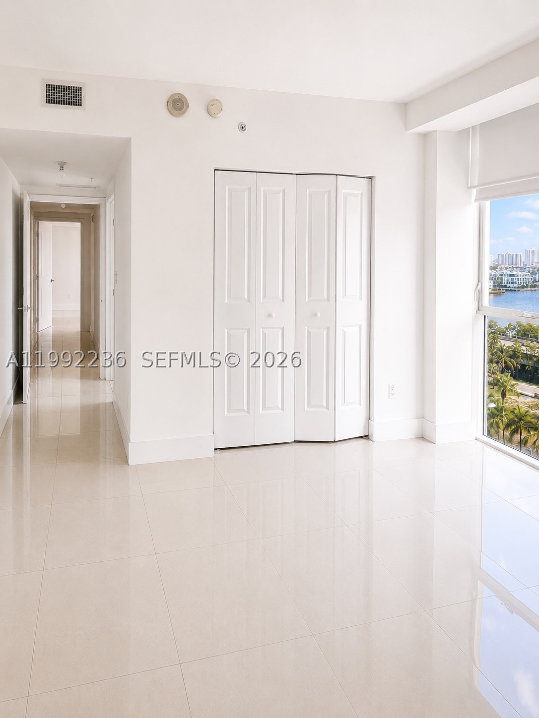 400 Sunny Isles Blvd #819, Sunny Isles Beach FL 33160