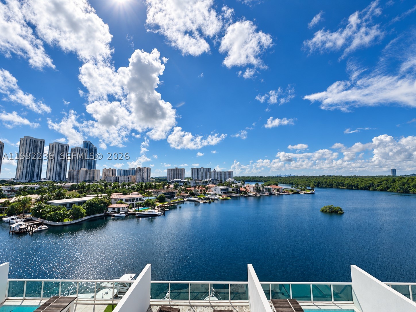 400 Sunny Isles Blvd #819, Sunny Isles Beach FL 33160