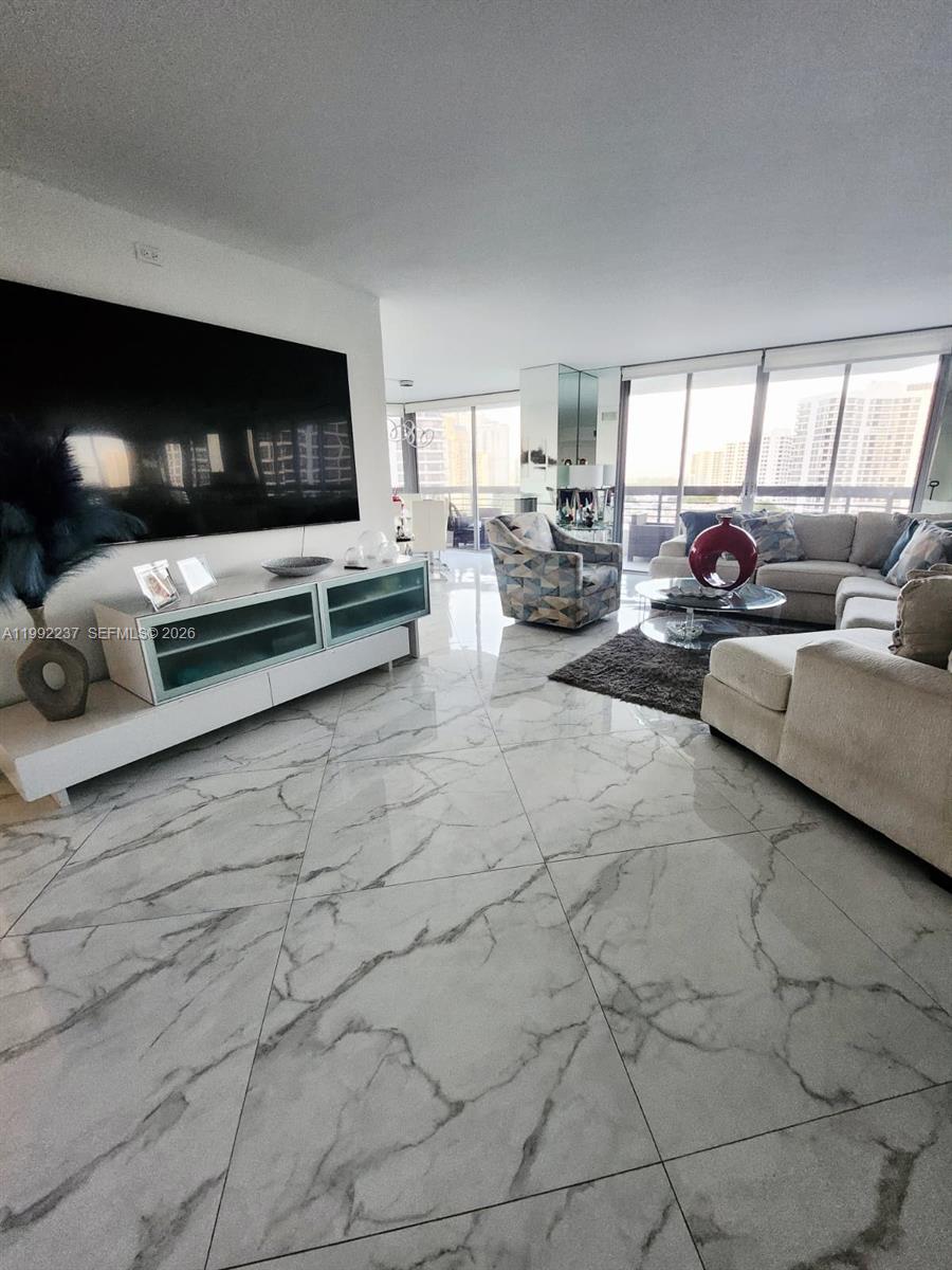 3500 Mystic Pointe Dr #1201, Aventura FL 33180