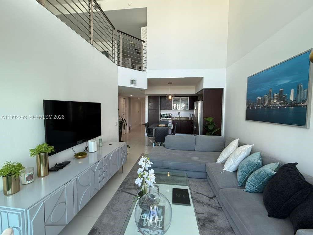 41 SE 5th St #2307, Miami FL 33131