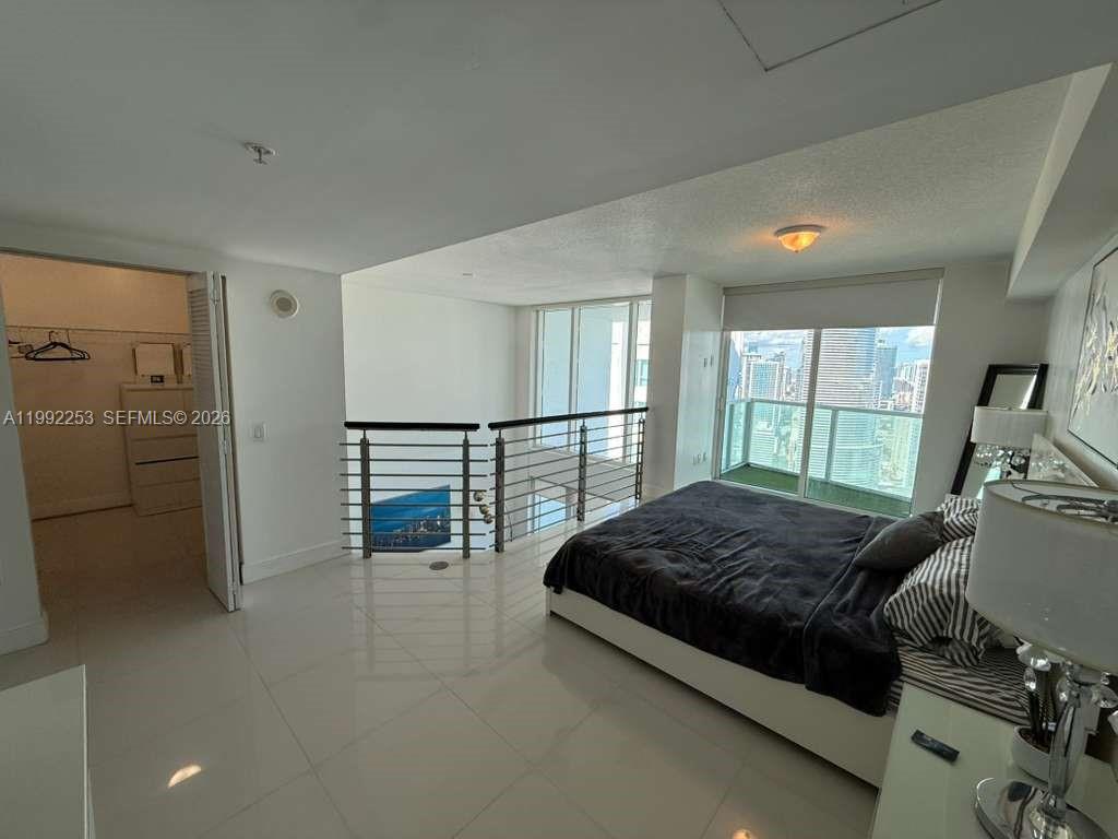 41 SE 5th St #2307, Miami FL 33131
