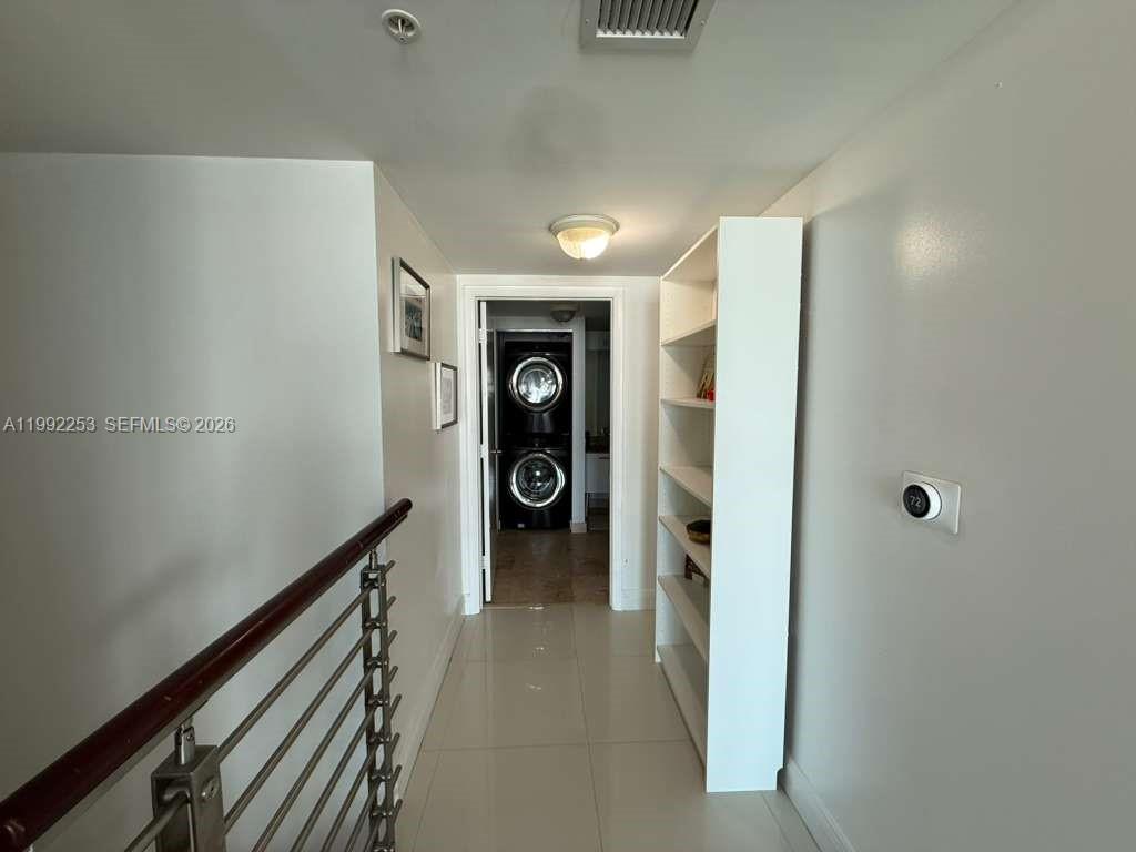 41 SE 5th St #2307, Miami FL 33131
