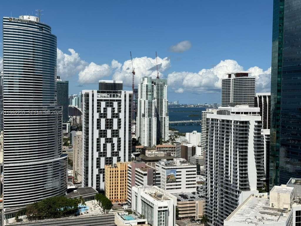 41 SE 5th St #2307, Miami FL 33131