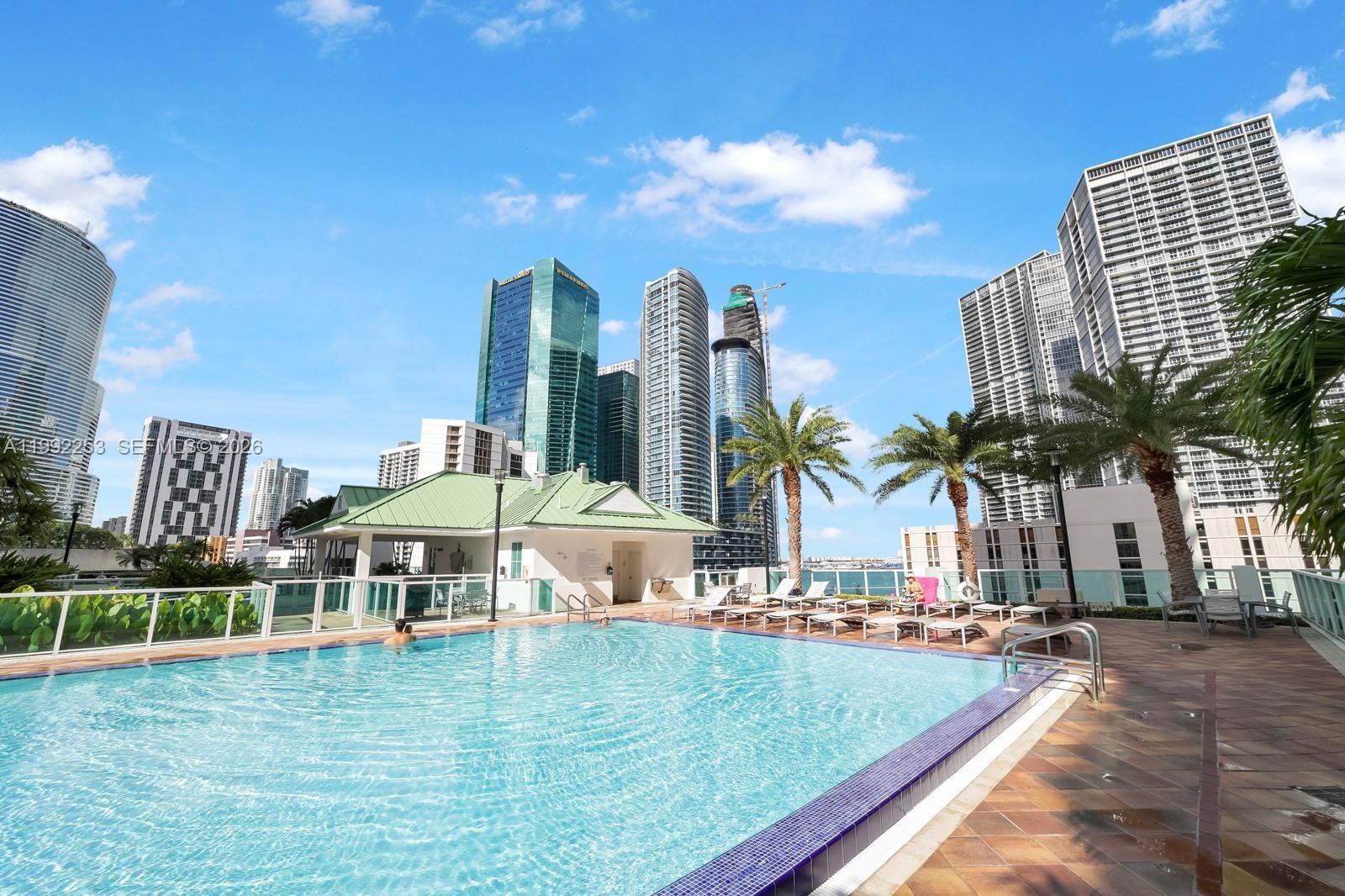 41 SE 5th St #2307, Miami FL 33131