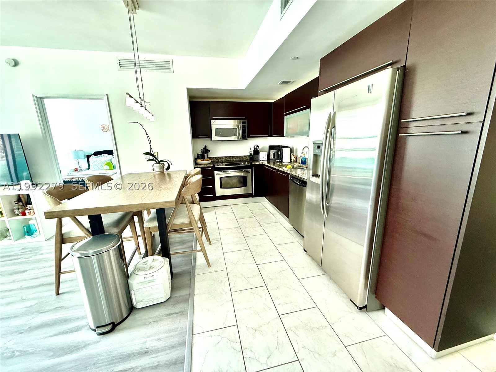 950 Brickell Bay Dr #2706, Miami FL 33131