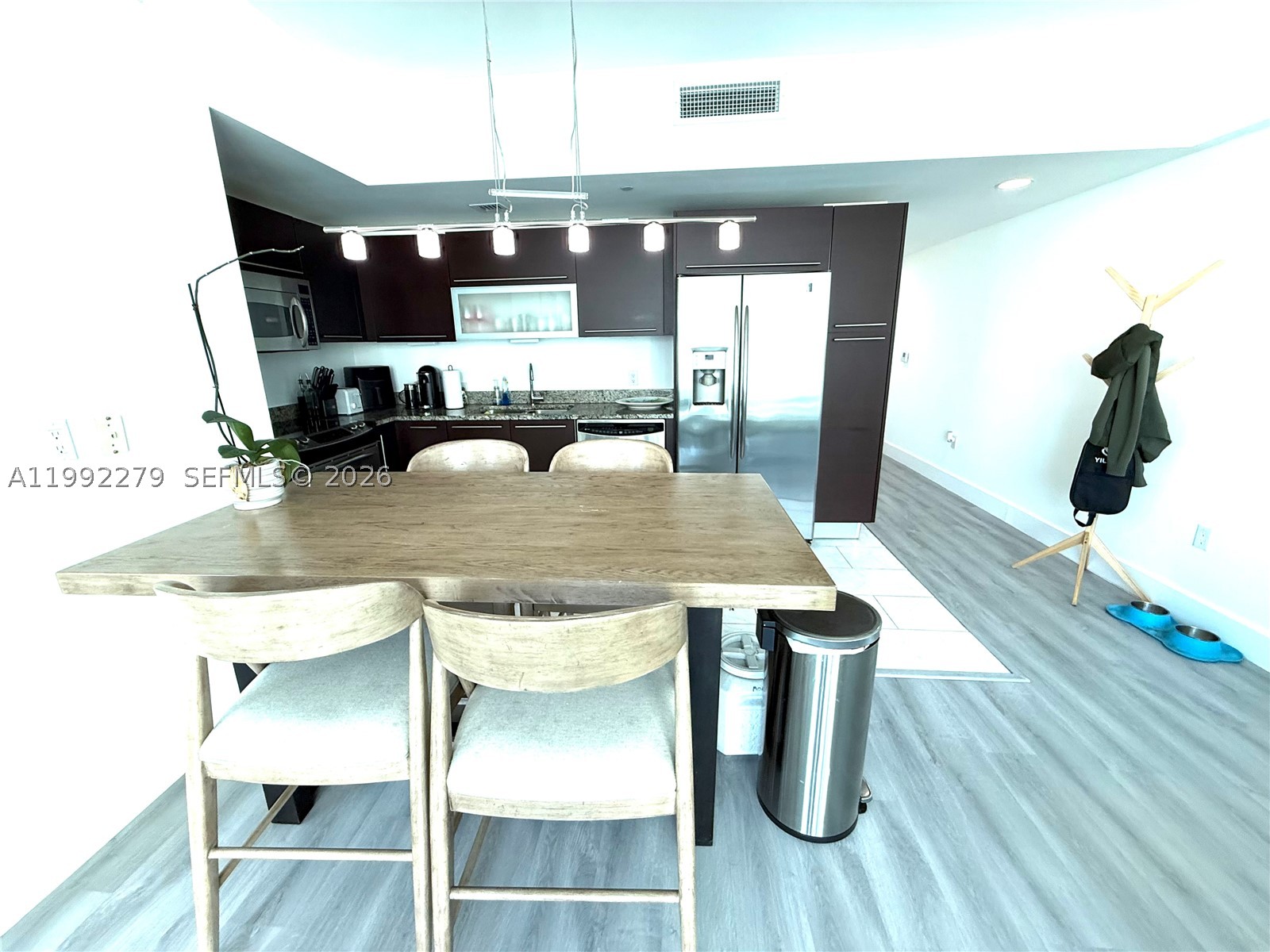 950 Brickell Bay Dr #2706, Miami FL 33131