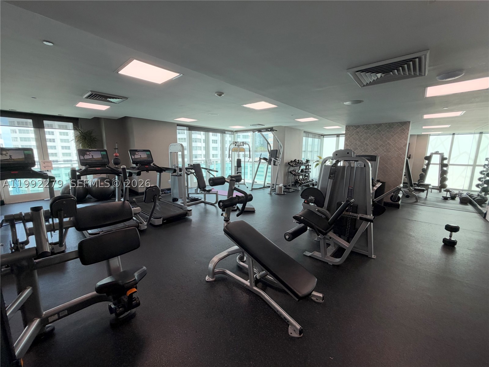 950 Brickell Bay Dr #2706, Miami FL 33131