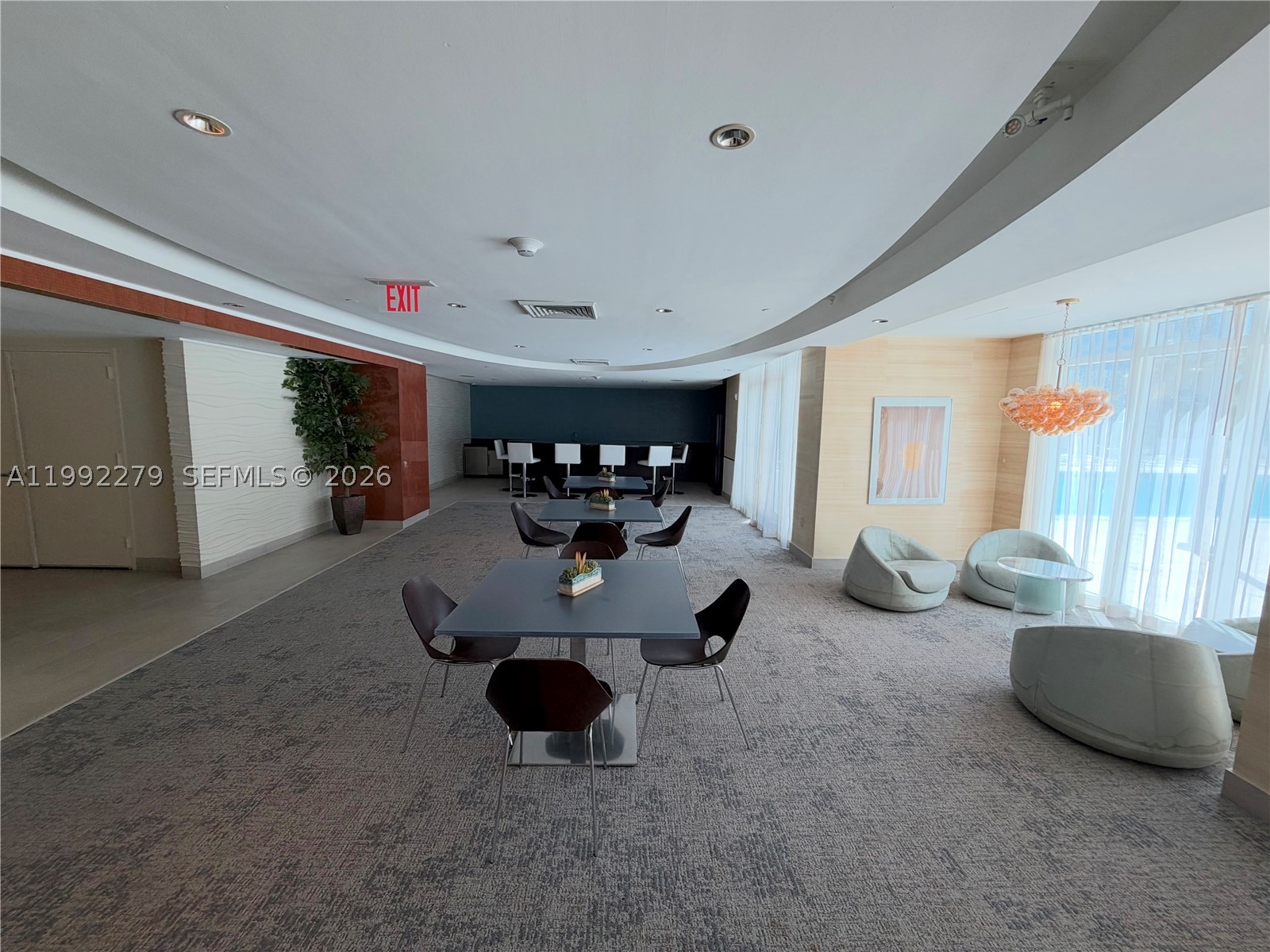 950 Brickell Bay Dr #2706, Miami FL 33131