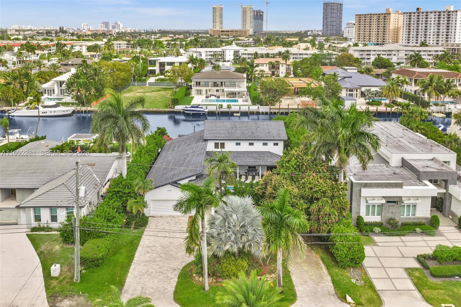 472 Sunset Dr, Hallandale Beach FL 33009