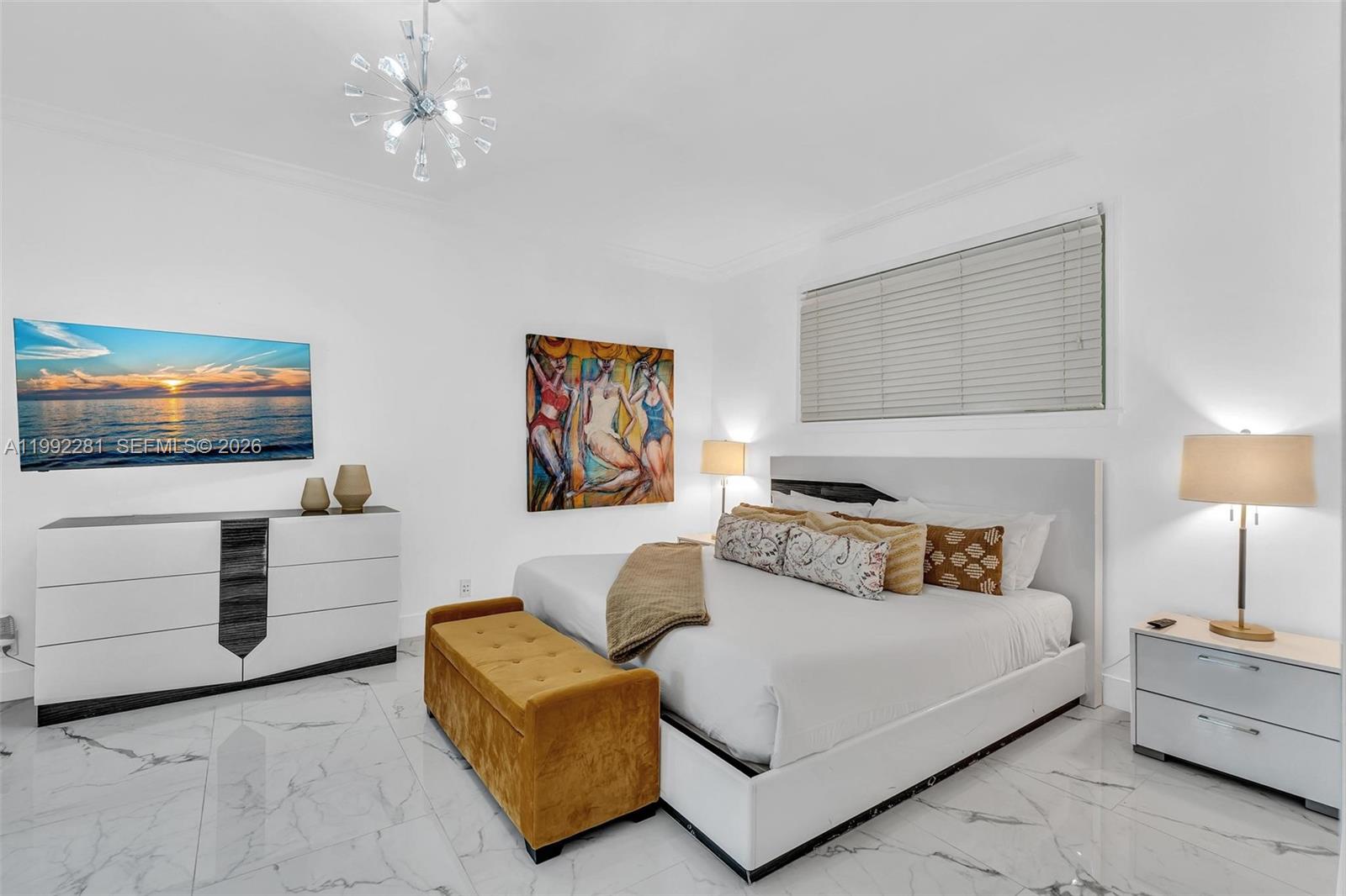 472 Sunset Dr, Hallandale Beach FL 33009