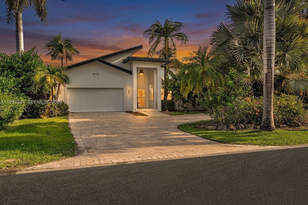 472 Sunset Dr, Hallandale Beach FL 33009