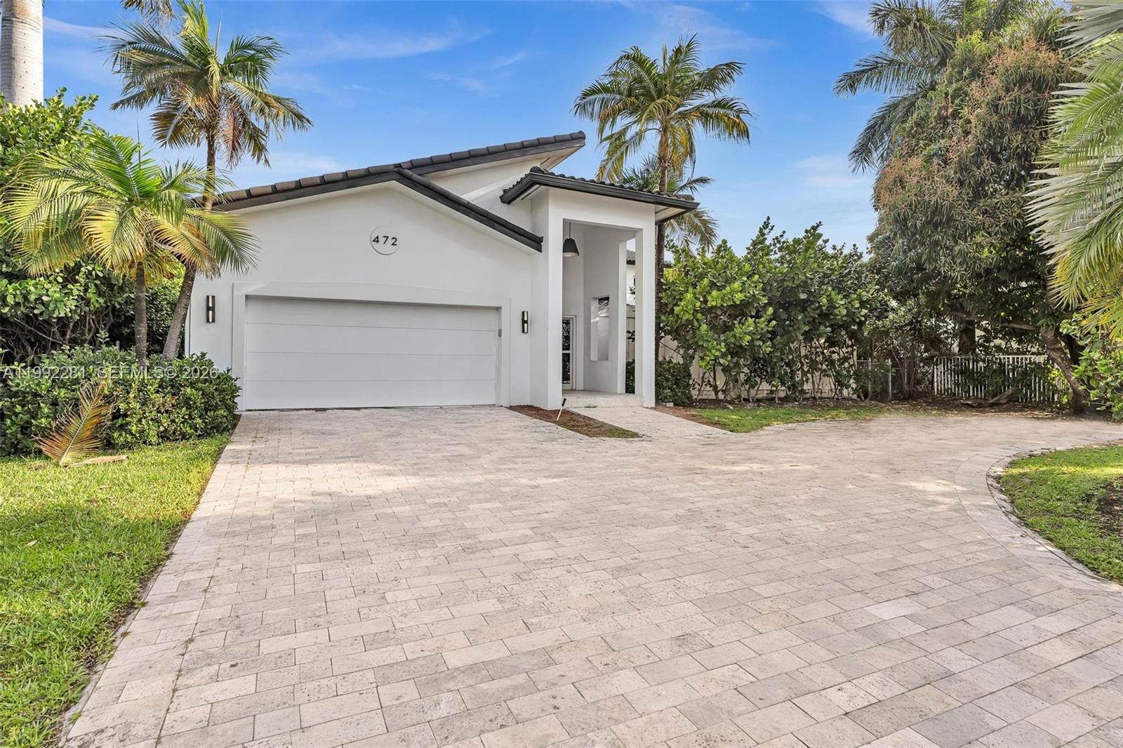 472 Sunset Dr, Hallandale Beach FL 33009
