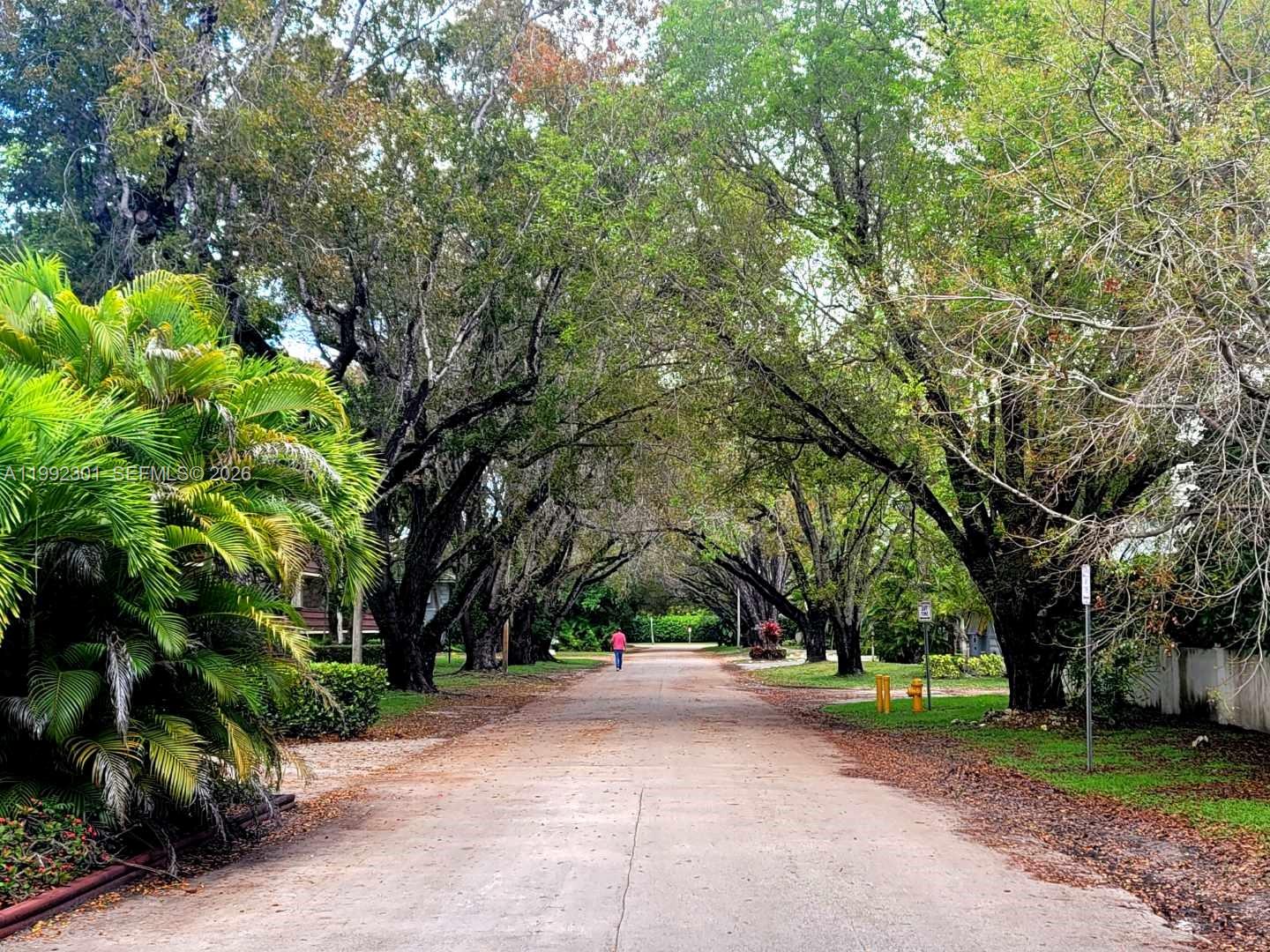 1205 Mariposa Ave #206, Coral Gables FL 33146