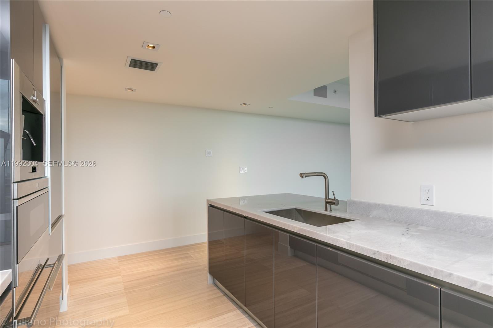 1451 Brickell Ave #905, Miami FL 33131
