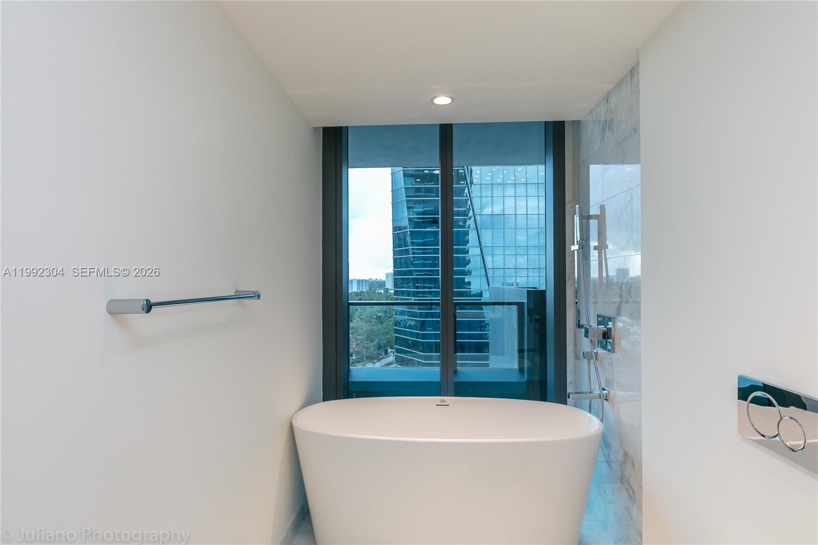 1451 Brickell Ave #905, Miami FL 33131