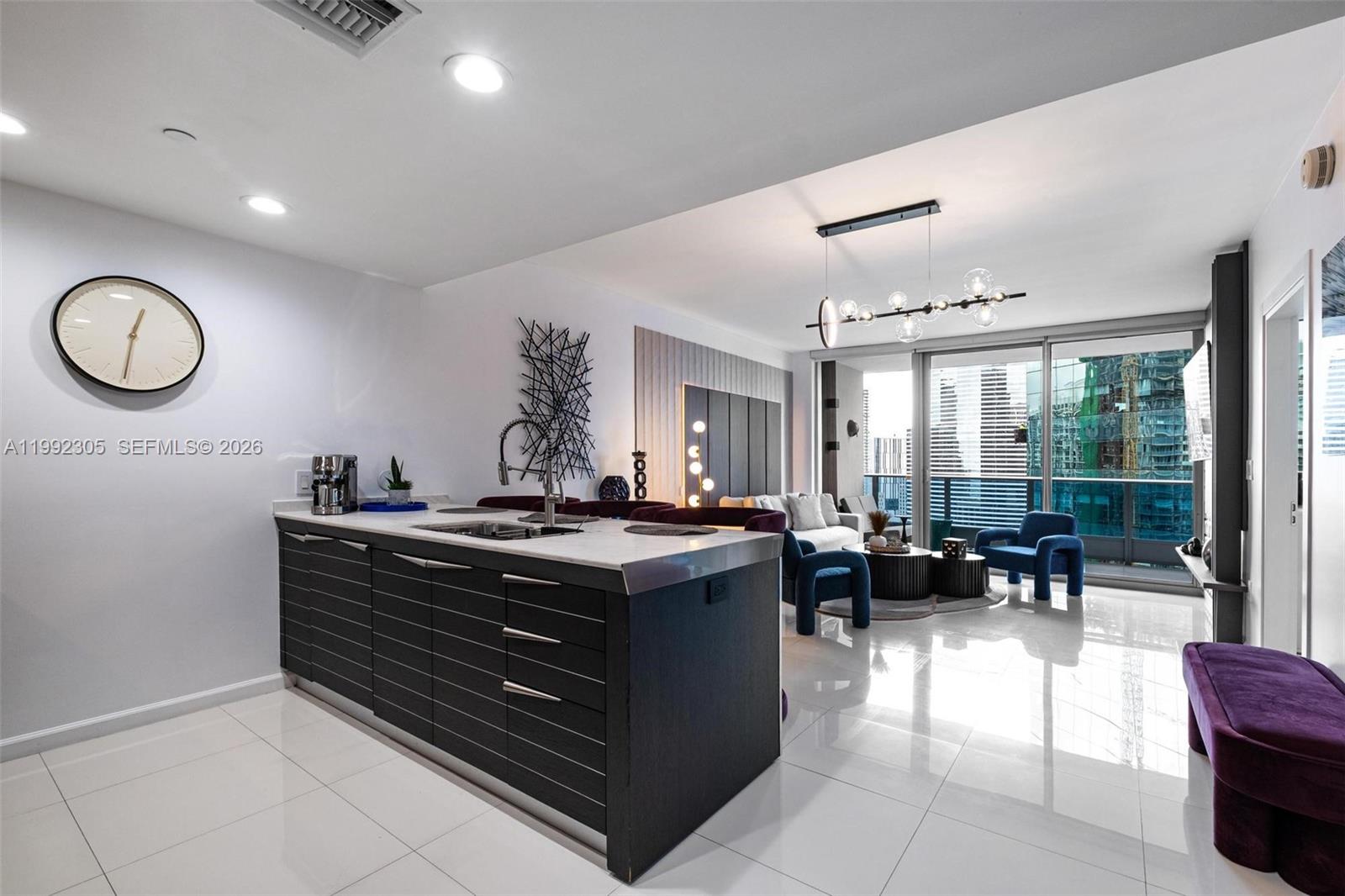 200 Biscayne Boulevard Way #3311, Miami FL 33131
