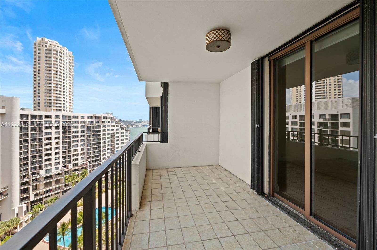 520 Brickell Key Dr #A1712, Miami FL 33131