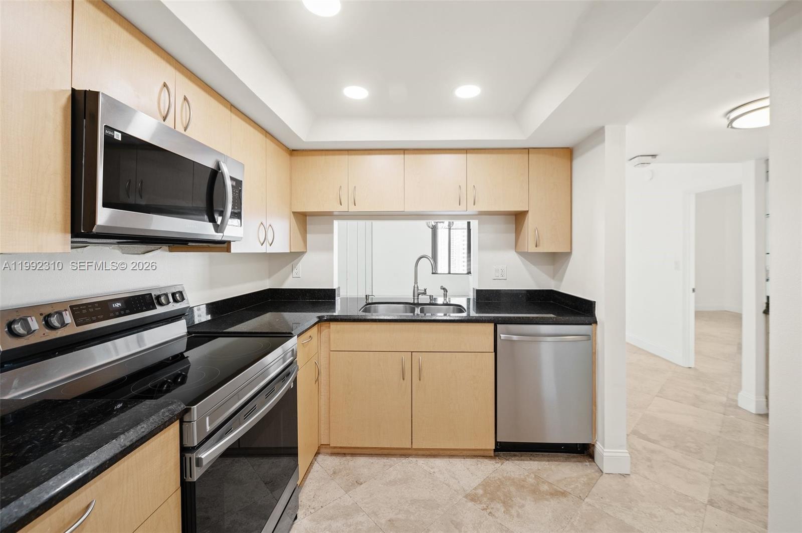 520 Brickell Key Dr #A1712, Miami FL 33131