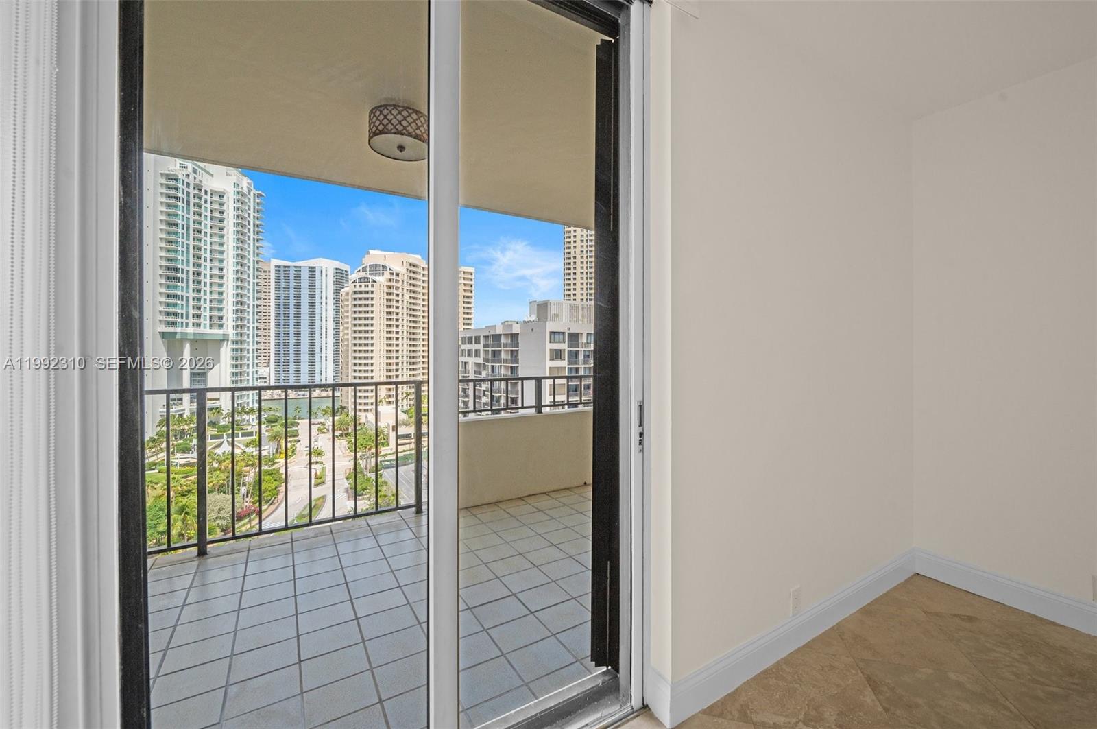 520 Brickell Key Dr #A1712, Miami FL 33131