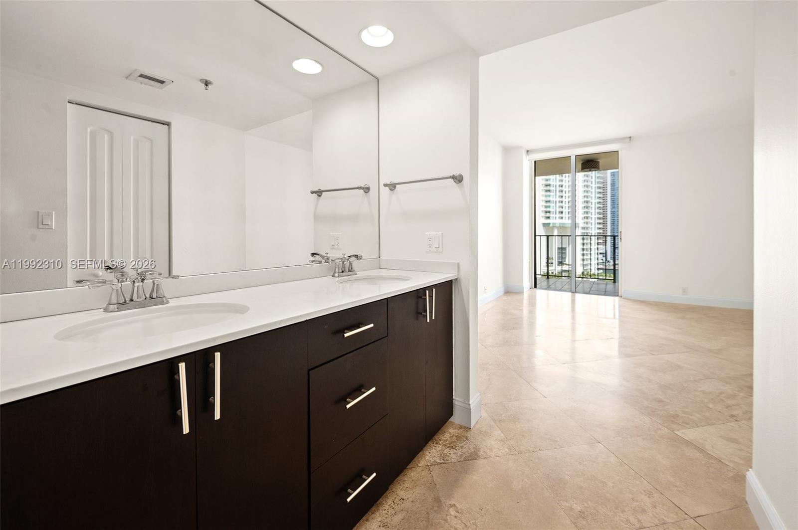 520 Brickell Key Dr #A1712, Miami FL 33131