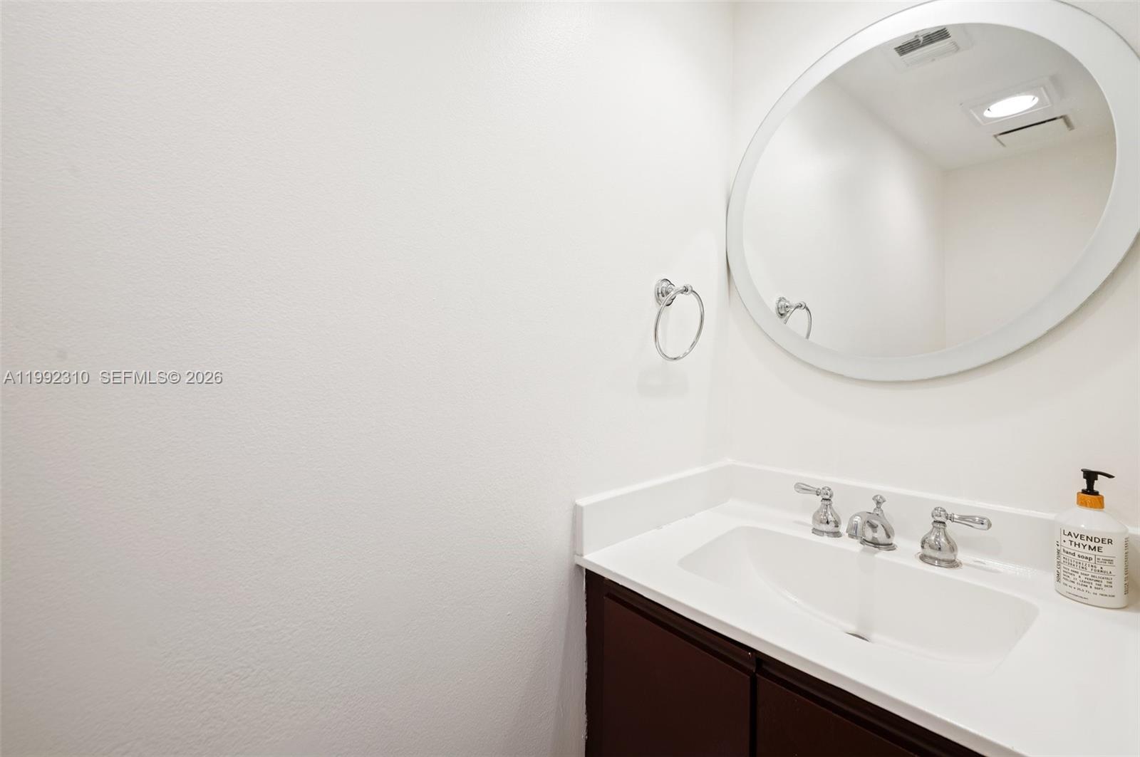 520 Brickell Key Dr #A1712, Miami FL 33131