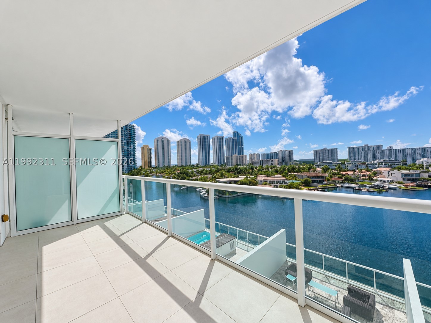 400 Sunny Isles Blvd #819, Sunny Isles Beach FL 33160