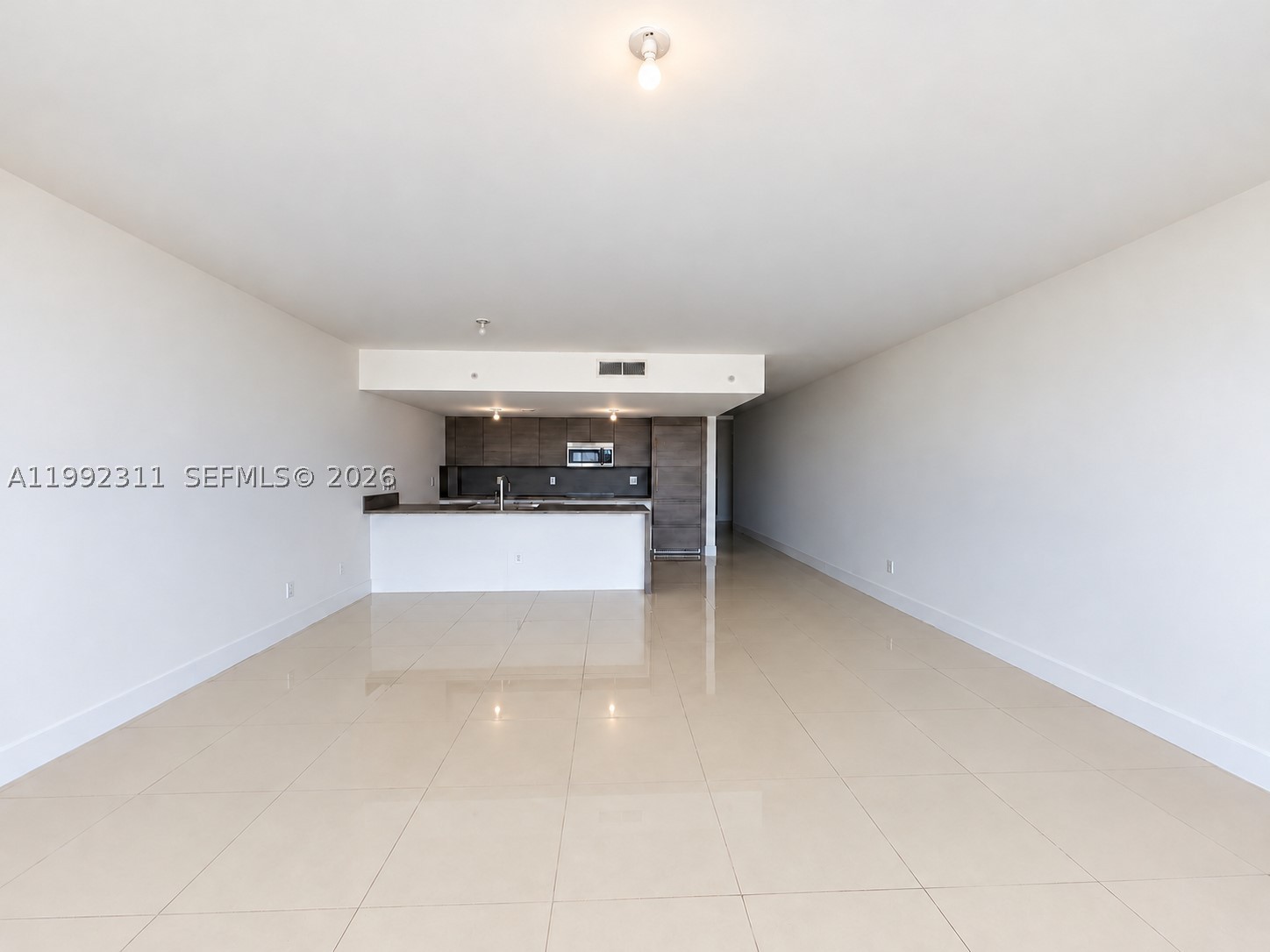 400 Sunny Isles Blvd #819, Sunny Isles Beach FL 33160
