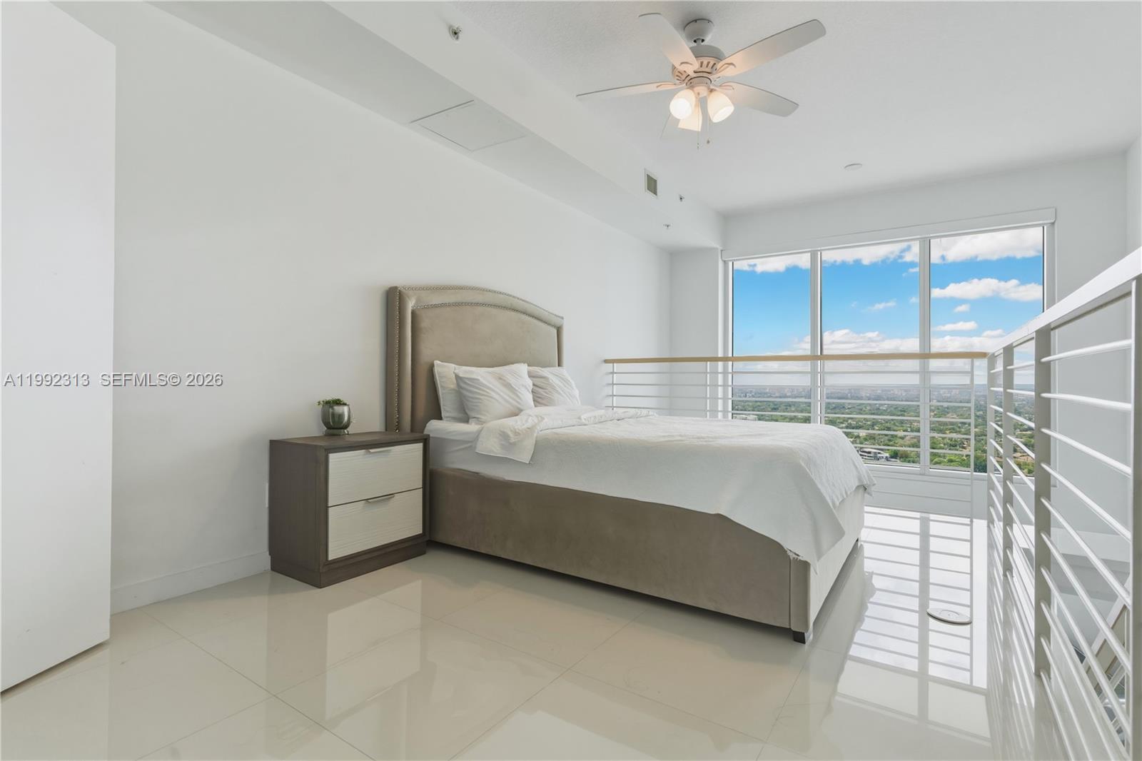 60 SW 13th St #2805, Miami FL 33130