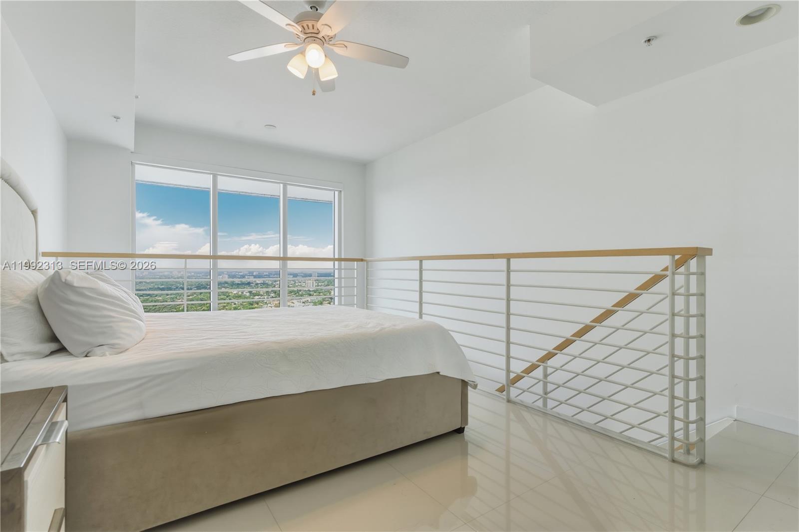 60 SW 13th St #2805, Miami FL 33130