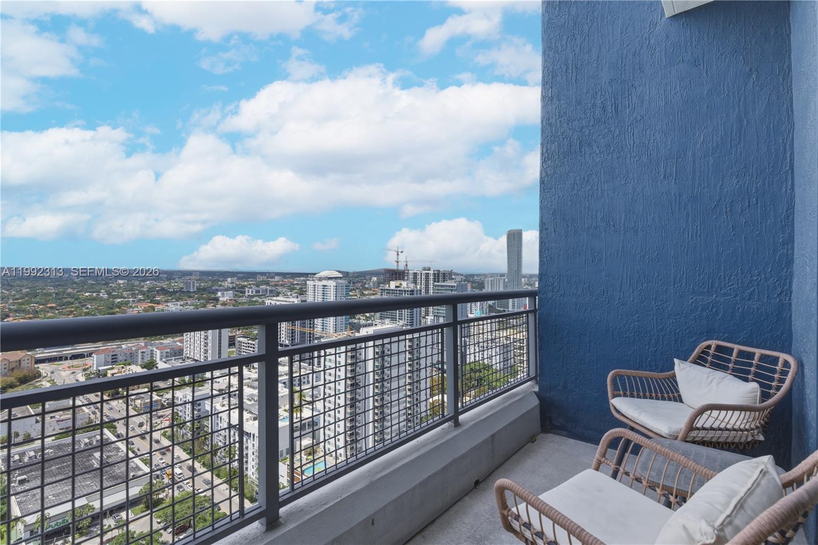 60 SW 13th St #2805, Miami FL 33130