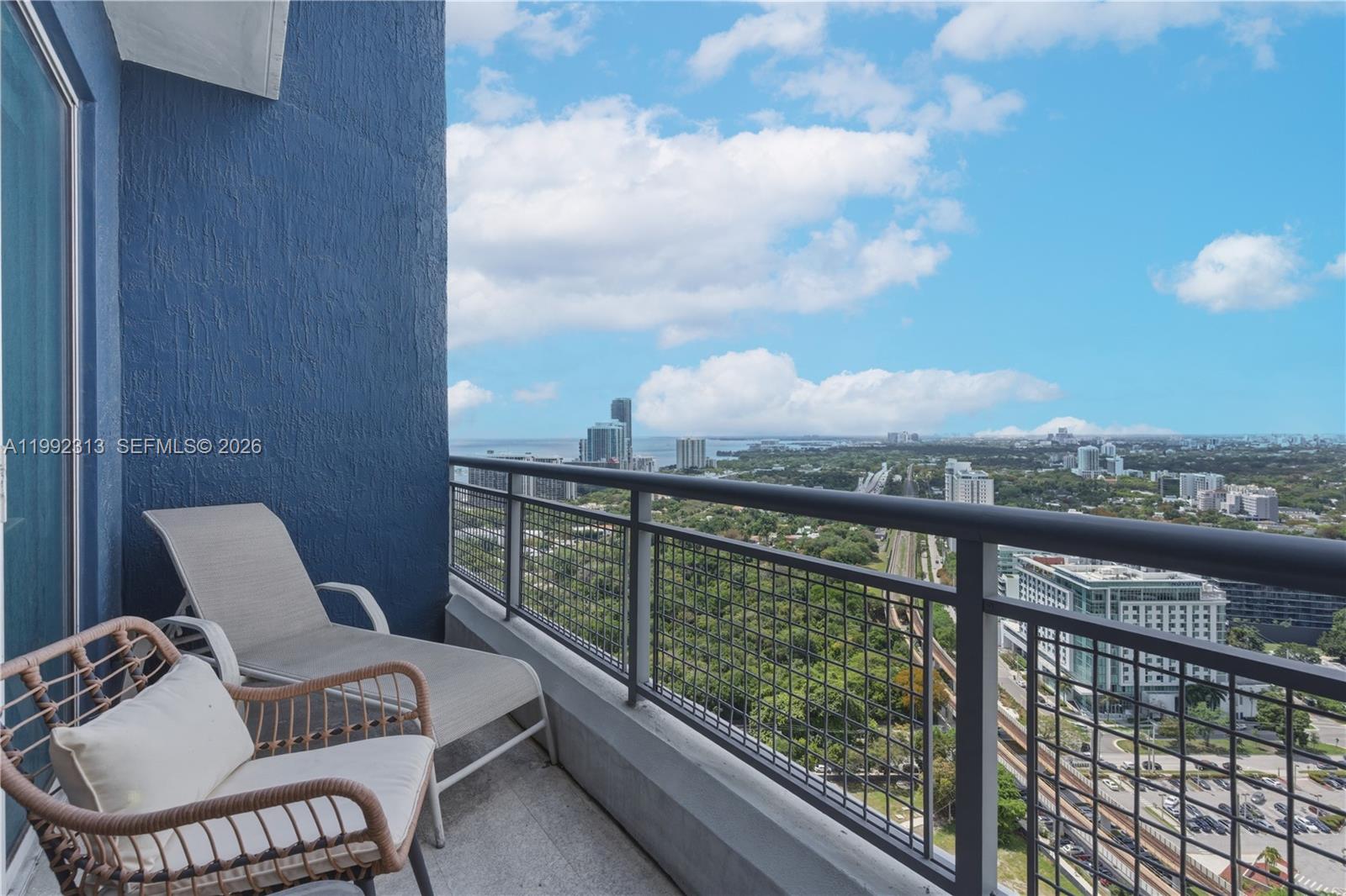 60 SW 13th St #2805, Miami FL 33130
