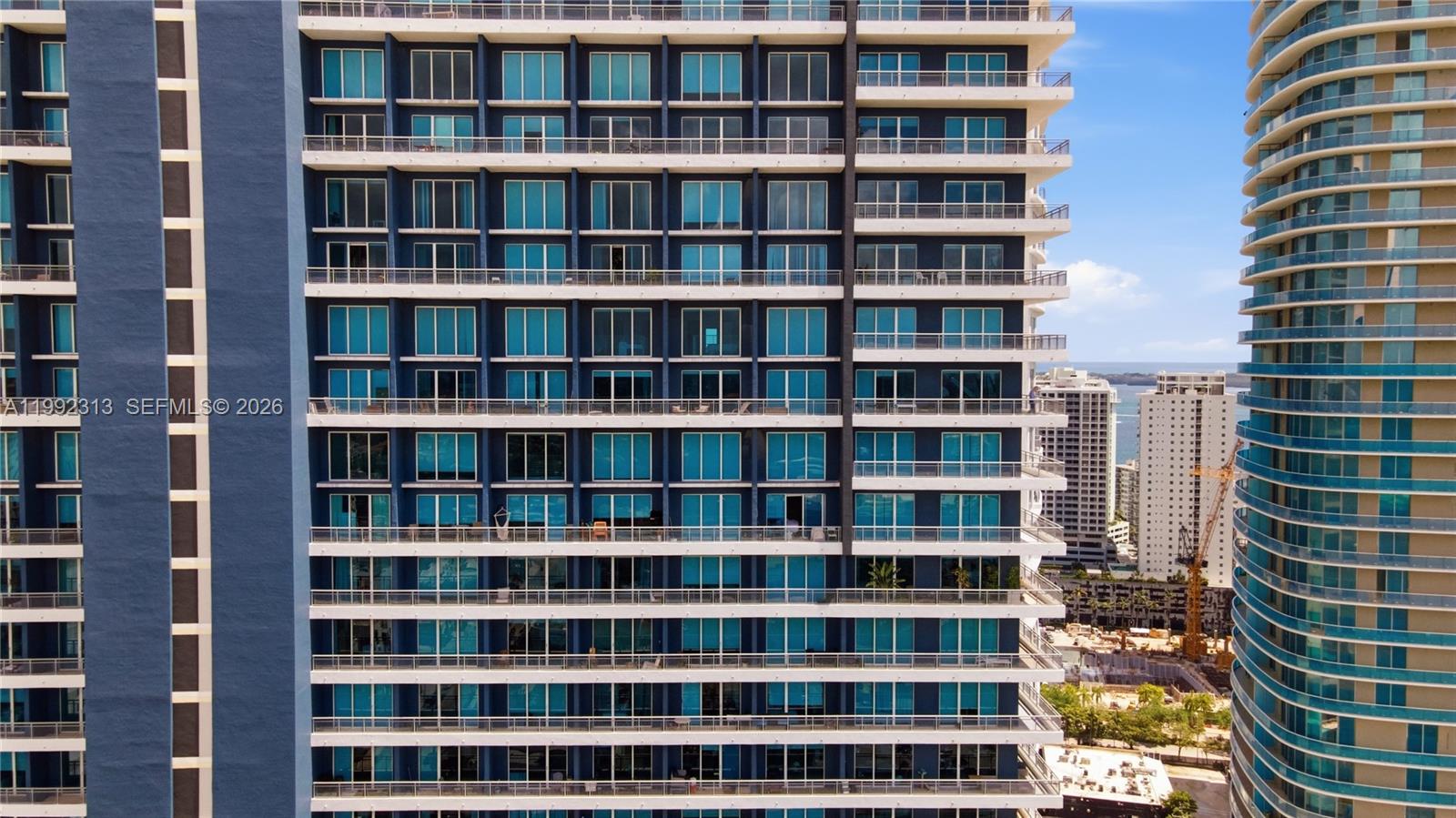 60 SW 13th St #2805, Miami FL 33130