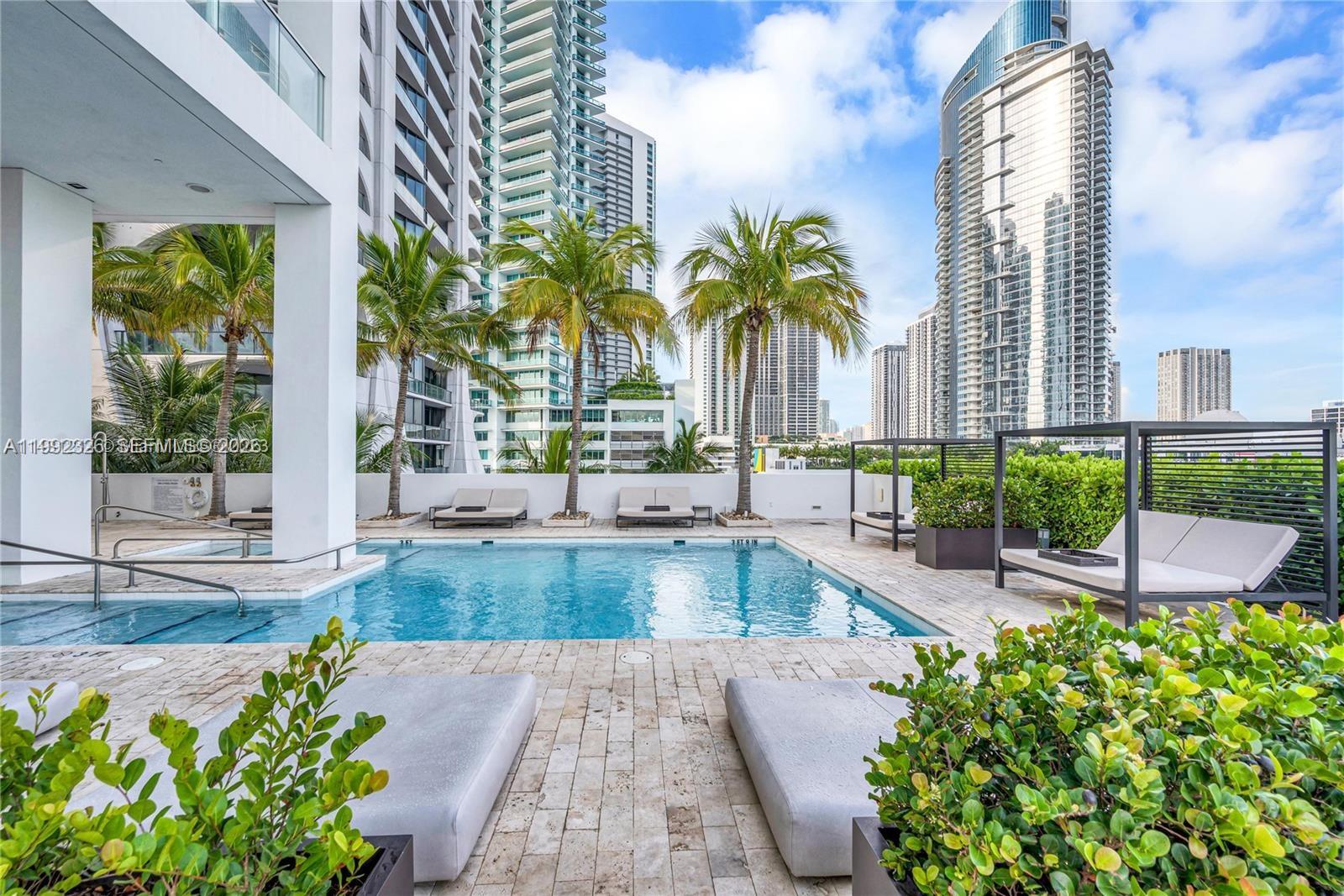 1040 Biscayne Blvd #2605, Miami FL 33132