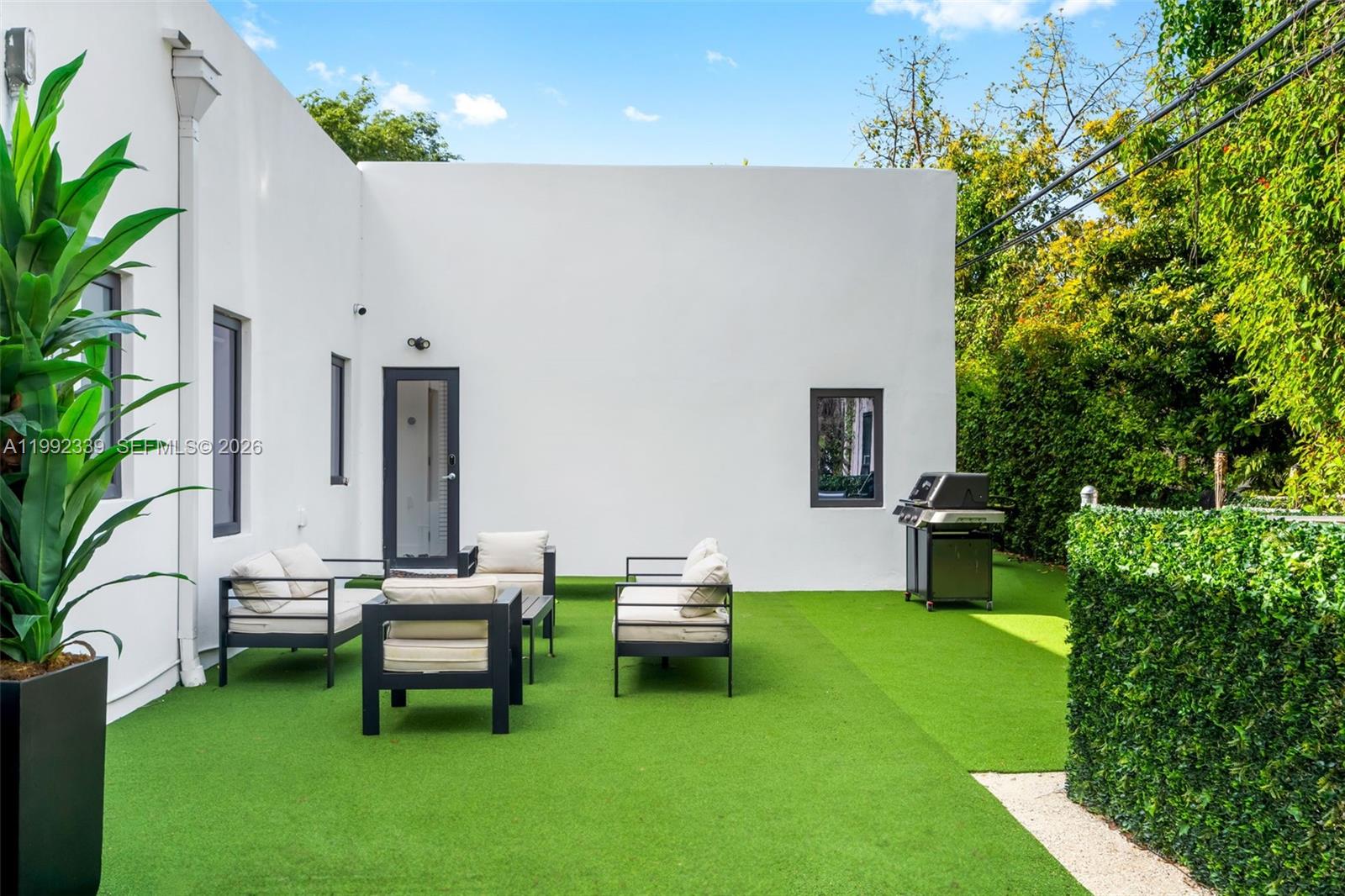 1120 Wallace St, Coral Gables FL 33134