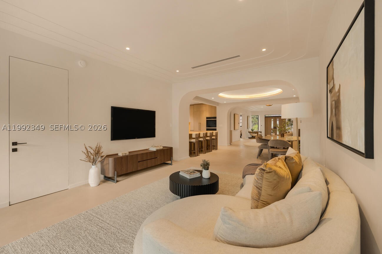 4430 Royal Palm Ave, Miami Beach FL 33140