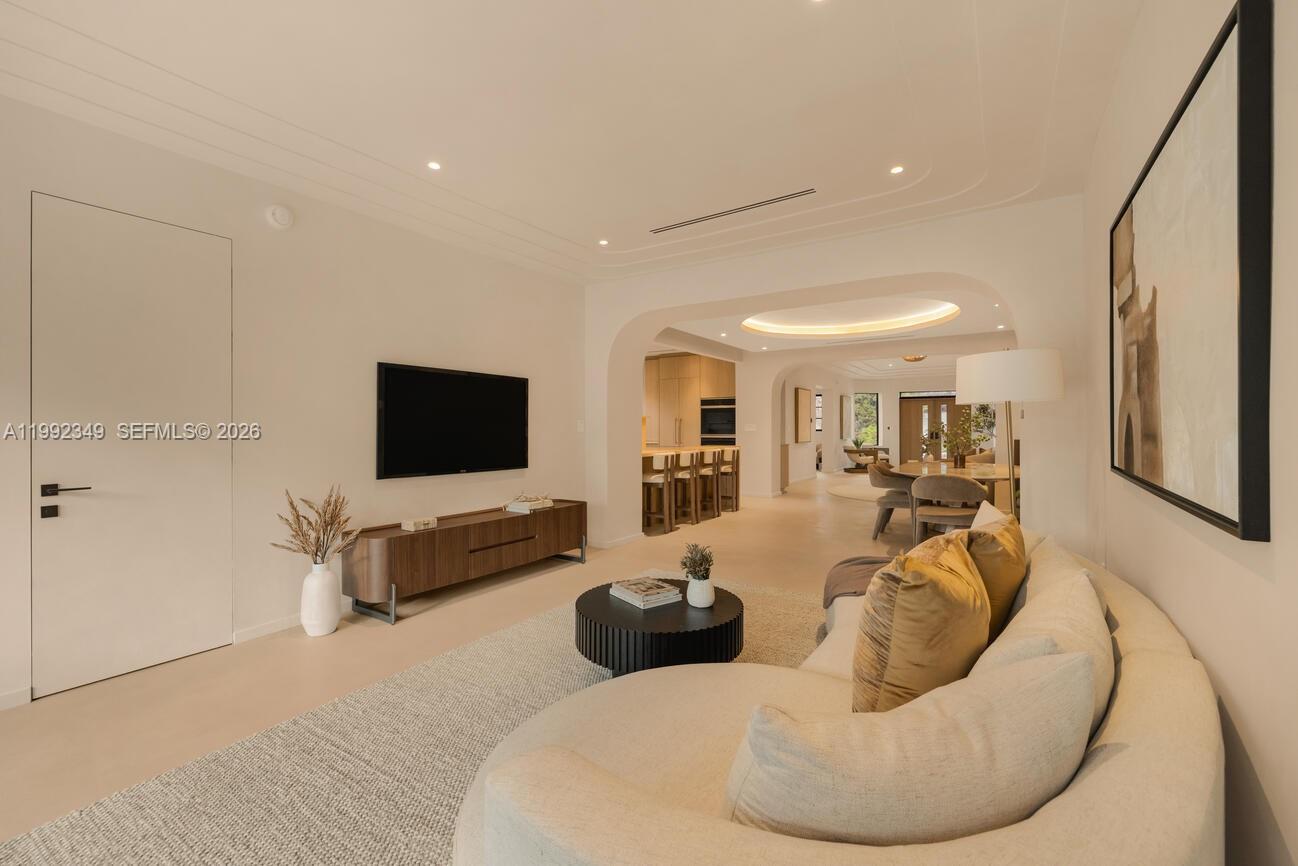 4430 Royal Palm Ave, Miami Beach FL 33140